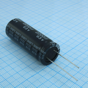 KSH228M063S1A5N45K, Конденсатор алюминиевый электролитический 2200мкФ 63В ±20% (18х45мм) радиальный 7.5мм 2000часов 105°C россыпь