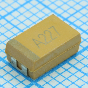TS20001H100KDT000R, ЧИП-конденсатор танталовый 10мкФ 50В типоразмер D ±10% (7.3х4.3х2.8мм) выводы внутрь SMD 7343-31 125°С лента на катушке