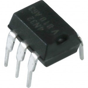 4N35, Оптопара транзисторная, x1 5.3кВ 30В 100мА 0.2Вт Кус=100% -55...+110C