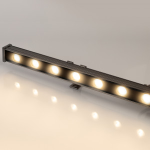 Светодиодный прожектор AR-LINE-1000S-18W-220V Warm (Grey, 30 deg) 024300, Ультратонкий линейный светодиодный прожектор. Мощность 18W, напряжение питания AC 230V. Светодиоды OSRAM 18 штук. Цвет светодиодов тёплый белый 3000K, световой поток 1800 Lm, CRI=80, угол рассеивания 30°. Корпус: алюминиевый сплав и армированное стекло.