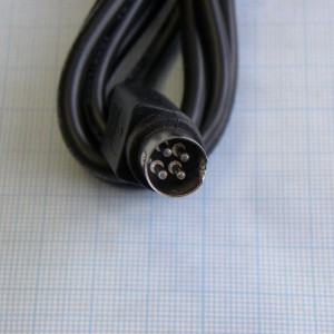 шт. 9мм 4pin провод 1.5м фер фильтр, штекер питания с проводом 0.8мм2 (18AWG), с ферритовым помехозащищающим фильтром