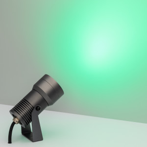 Светильник KT-RAY-COLOR-R61-12W RGB-Warm3000 (DG, 36 deg, 12V) 032559, Уличный светодиодный прожектор, мощность 12Вт, угол освещения 36°. Цвет свечения RGB-ТЕПЛЫЙ 3000К, световой поток 800лм. Влагозащищенный корпус IP67 - темно-серый алюминий, экран из закаленного стекла. Угол поворота корпуса в вертикальной плоскости 135°.