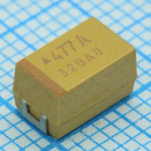 TS20001D101KET000R, ЧИП-конденсатор танталовый 100мкФ 20В типоразмер E ±10% (7.3х4.3х4мм) SMD 7343-43 125°С лента на катушке