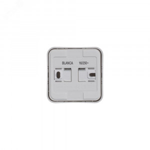 Розетка 1-м ОП Blanca 16А IP20 250В с заземл. защ. шторки с изолир. пластиной бел. SE BLNRA011111