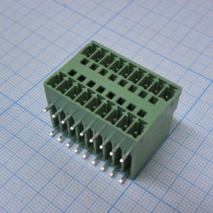 15EDGRH-3.5-18P-14-00A(H), Разъемный клеммный блок на плату, 18 контактов. Серия 15EDGRH-3.5