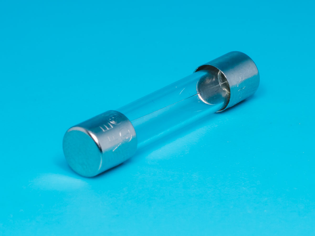 Предохранитель пк-45. 179120. Предохранитель 6,3х32 15а стекло. Предохранитель 2а*250v (фин-пак). Предохранитель стеклянный 5х20.