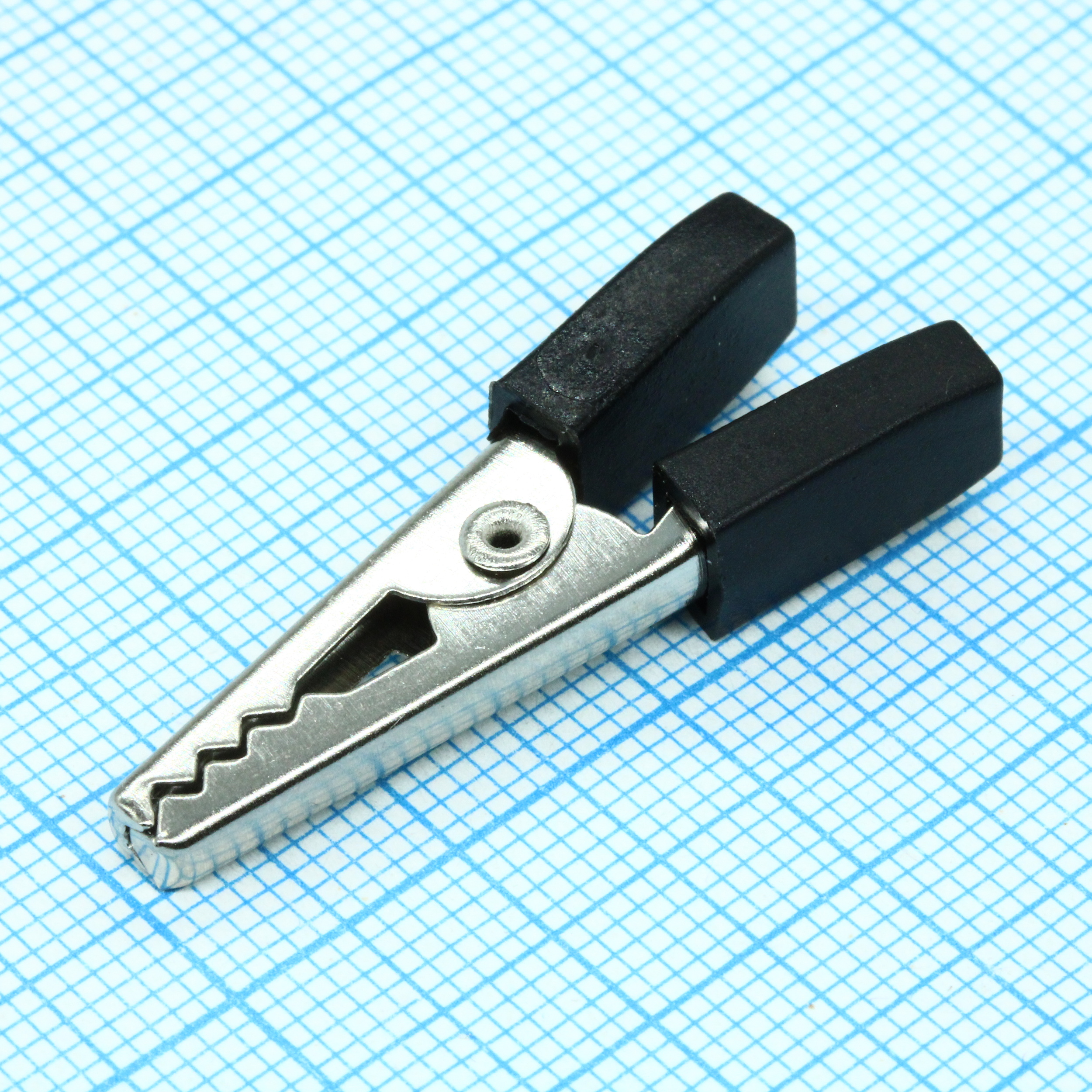 A22c, зажимы "крокодил" 2 шт. крокодилы ag. зажим "крокодил" изолированный, красный, 80 а. крокодилы ag. зажим ag-250 "крокодил", черный.