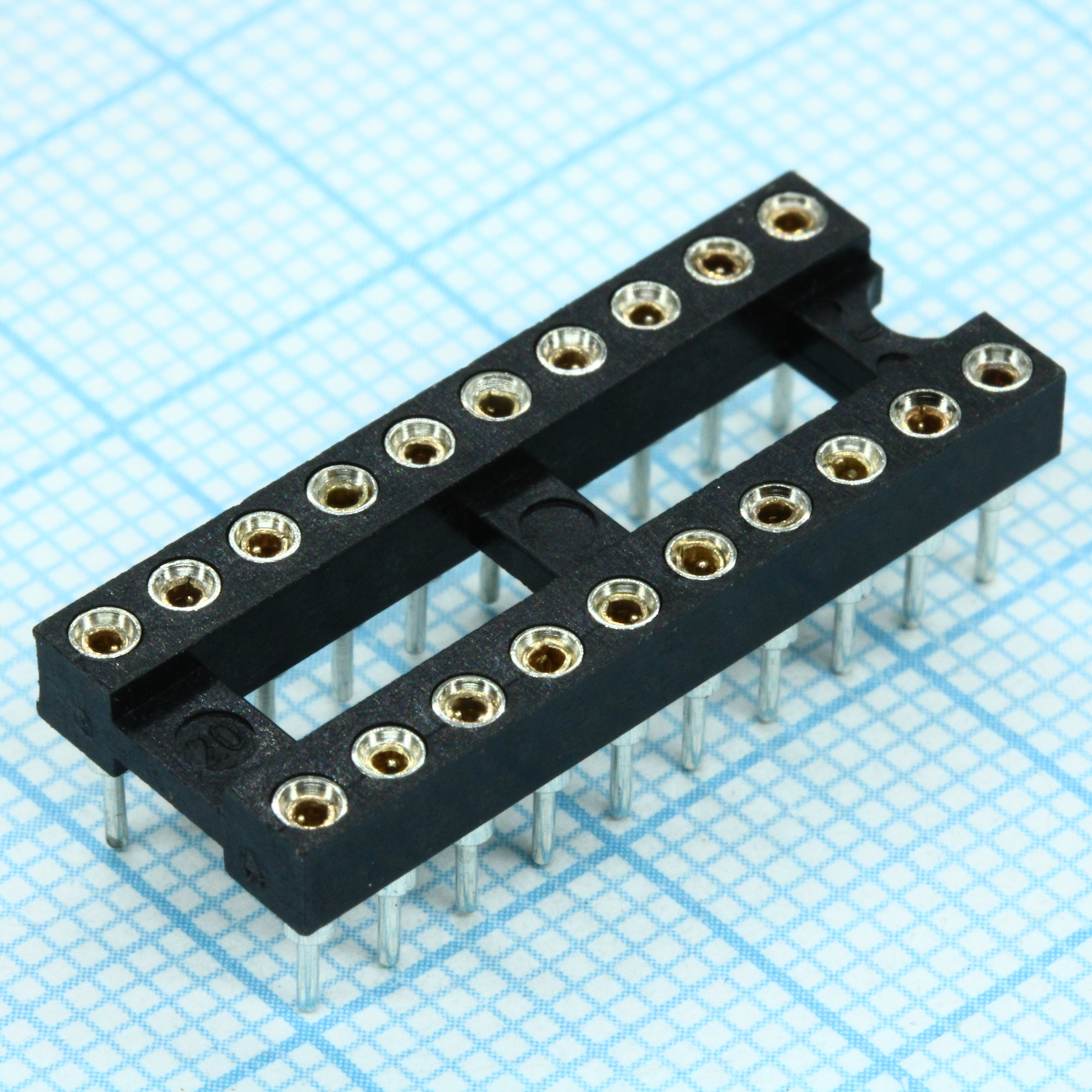 Панелька под микросхему. Адаптер Dip панель 20-контактная цанговая узкая TRS-20 SCSM-20 ds1001-01-20n. Ds1001-01-40bt1wsf6s@CONNFLY. Ds1001-08 (SCSM-08) Dip 8 контактов. Ds1001-01-16bt1nsf6x@CONNFLY.